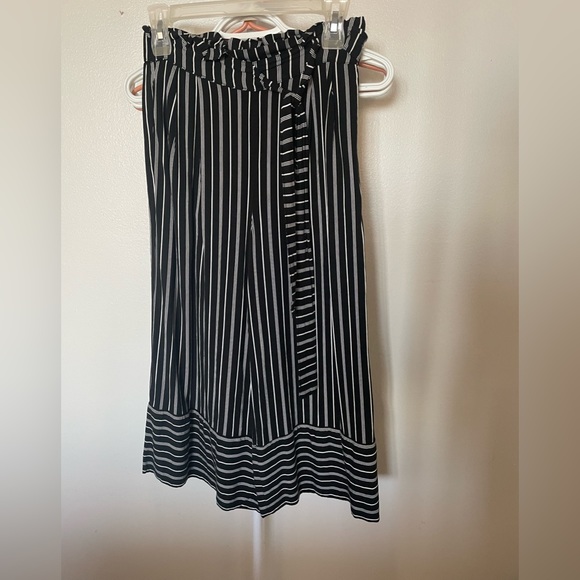 M Boutique- Petite Stripe Pant - Picture 2 of 3